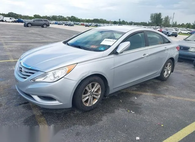 5NPEB4AC3CH497312 2012 2012 Hyundai Sonata- Gls 2