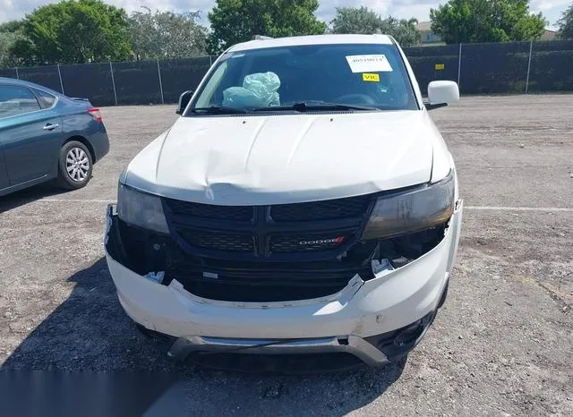 3C4PDCGG7JT335607 2018 2018 Dodge Journey- Crossroad 6