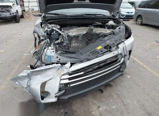 5TDBZRFH7KS995814 2019 2019 Toyota Highlander- Le Plus 6