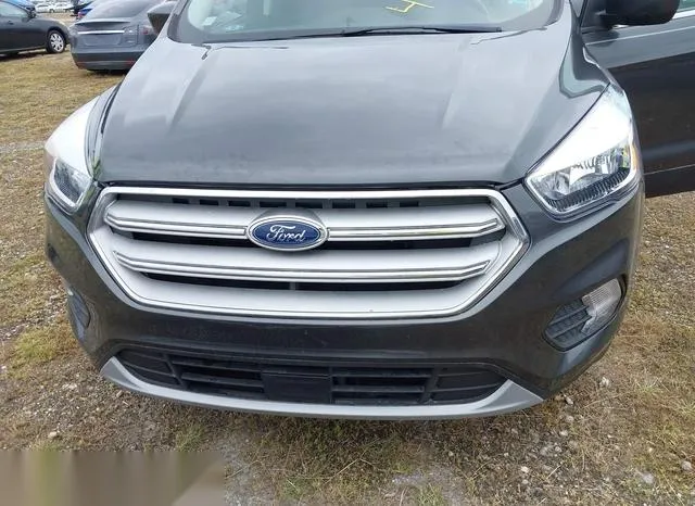 1FMCU0GD5JUD26277 2018 2018 Ford Escape- SE 6