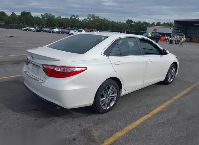 4T1BF1FKXFU060385 2015 2015 Toyota Camry- SE 4