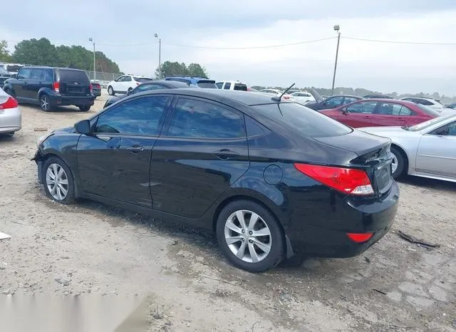 KMHCU4AE2DU423613 2013 2013 Hyundai Accent- Gls 3