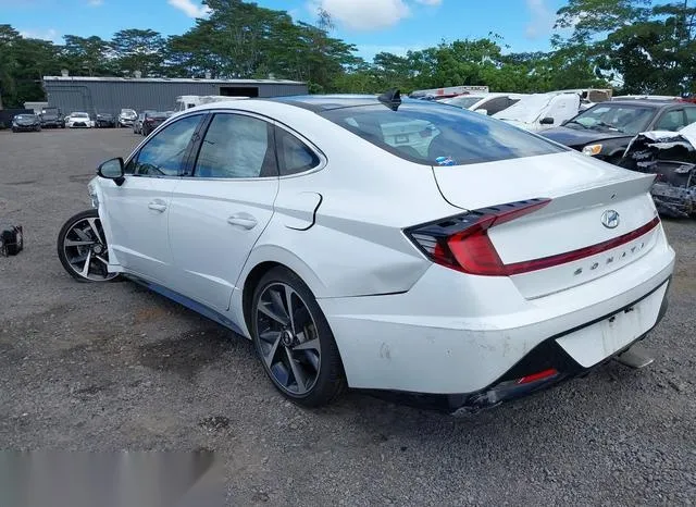 5NPEJ4J24MH078381 2021 2021 Hyundai Sonata- Sel Plus 3