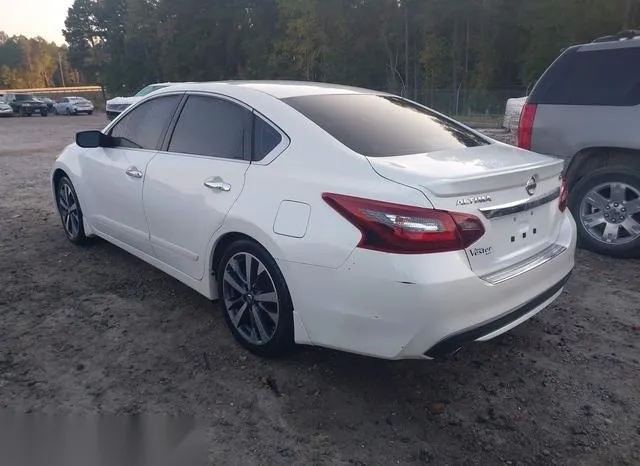 1N4AL3AP9HC117116 2017 2017 Nissan Altima- 2-5 SR 3