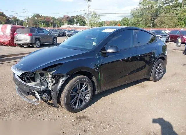 7SAYGDED5RF130214 2024 2024 Tesla Model Y- Long Range Dual 2