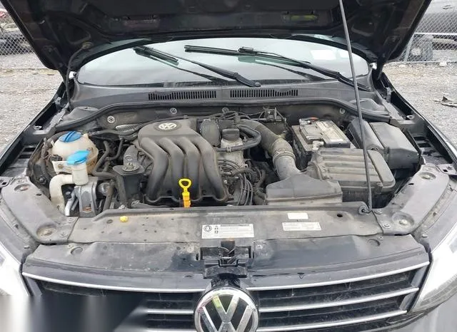 3VW2K7AJ9FM239715 2015 2015 Volkswagen Jetta- 2-0L S 10