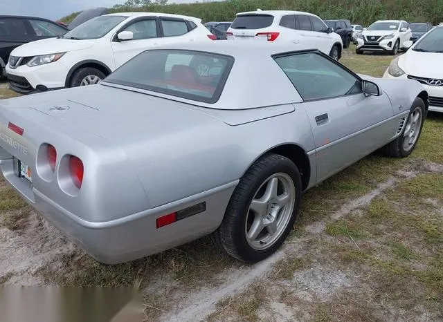 1G1YY3256T5104577 1996 1996 Chevrolet Corvette 4