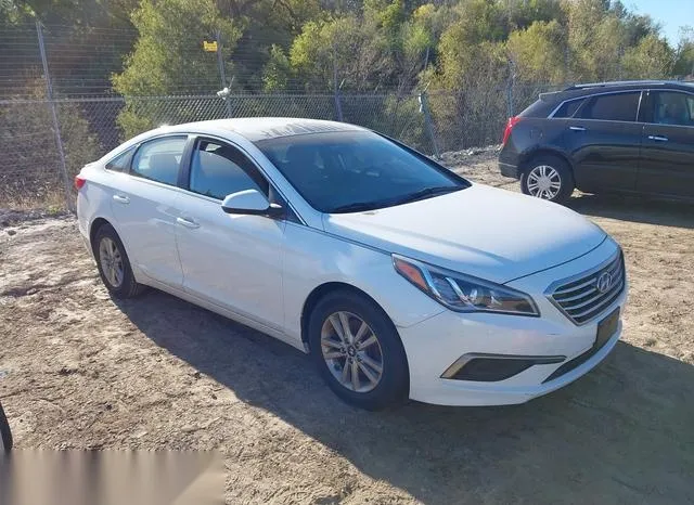 5NPE24AF9HH446382 2017 2017 Hyundai Sonata 1