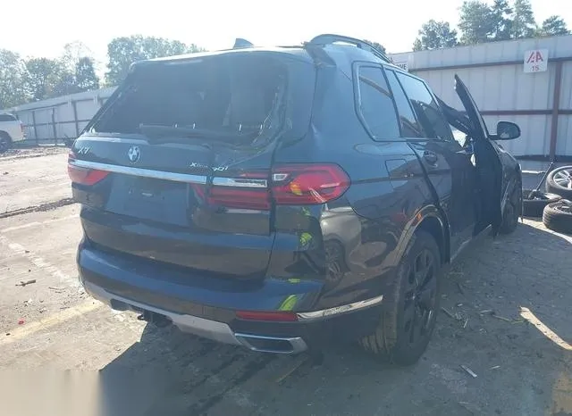 5UXCW2C03N9N11223 2022 2022 BMW X7- Xdrive40I 4