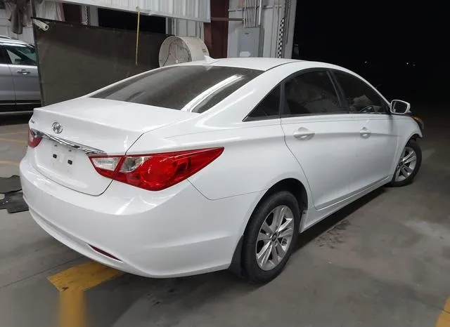 5NPEB4AC0DH700738 2013 2013 Hyundai Sonata- Gls 4