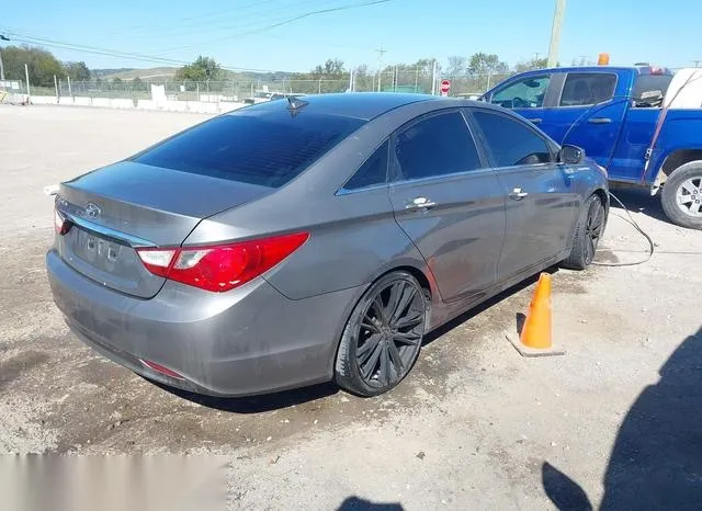 5NPEB4AC8DH632656 2013 2013 Hyundai Sonata- Gls 4