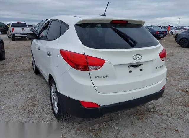 KM8JT3AB4DU696014 2013 2013 Hyundai Tucson- GL 3