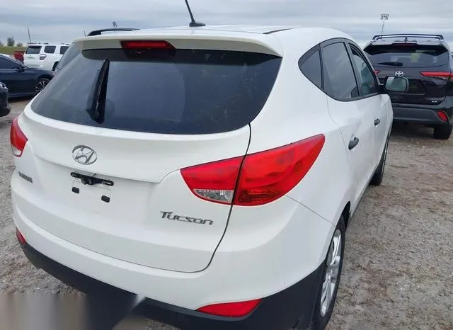 KM8JT3AB4DU696014 2013 2013 Hyundai Tucson- GL 4