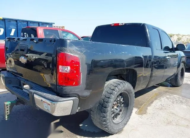 1GCRCSE01BZ161944 2011 2011 Chevrolet Silverado 1500- LT 4