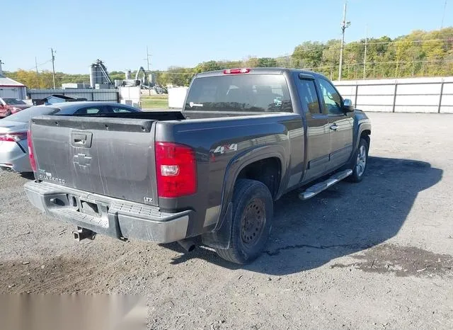 1GCRKTE33BZ183365 2011 2011 Chevrolet Silverado 1500- Ltz 4