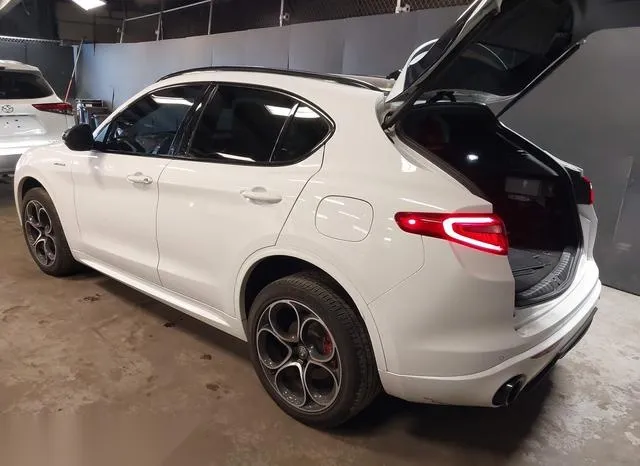 ZASPAKBN6N7D50089 2022 2022 Alfa Romeo Stelvio- Veloce Ti Awd 3