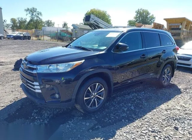 5TDJZRFH9HS474226 2017 2017 Toyota Highlander- Xle 2