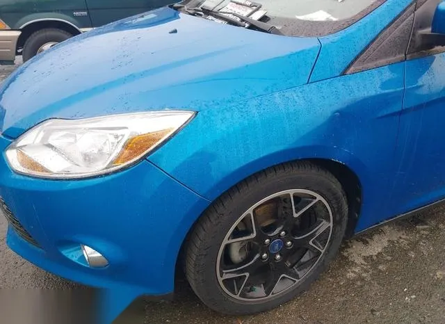 1FAHP3K21CL453101 2012 2012 Ford Focus- SE 6