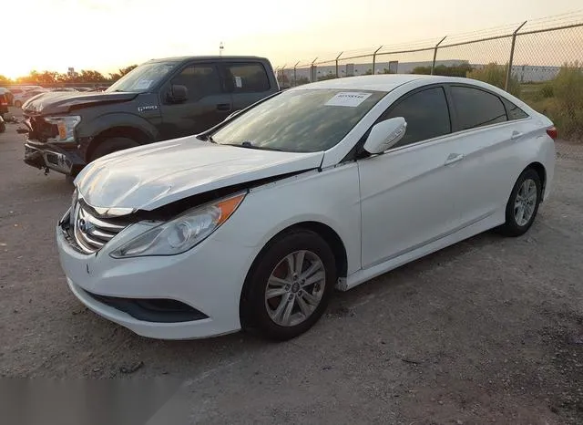 5NPEB4AC4EH941462 2014 2014 Hyundai Sonata- Gls 2