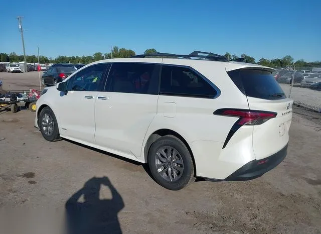 5TDYRKEC5MS062763 2021 2021 Toyota Sienna- Xle 3