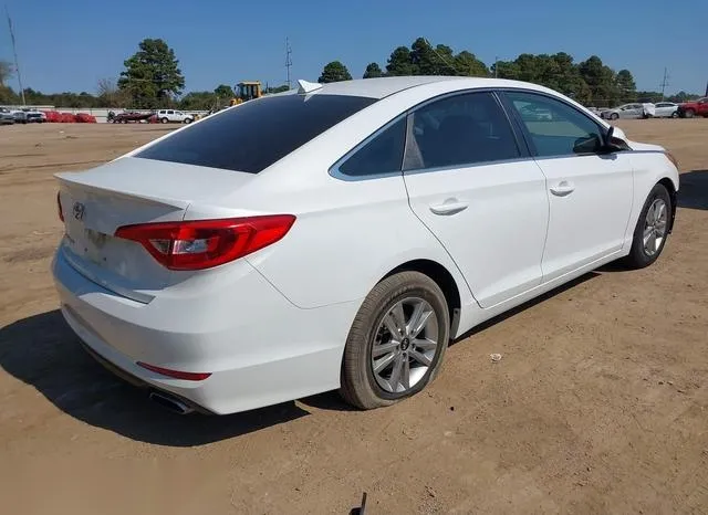 5NPE24AF1FH226473 2015 2015 Hyundai Sonata- SE 4