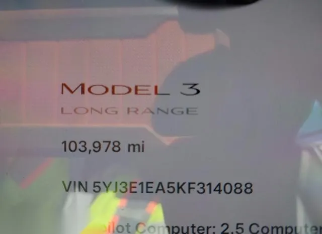 5YJ3E1EA5KF314088 2019 2019 Tesla Model 3- Long Range/Mid R 7