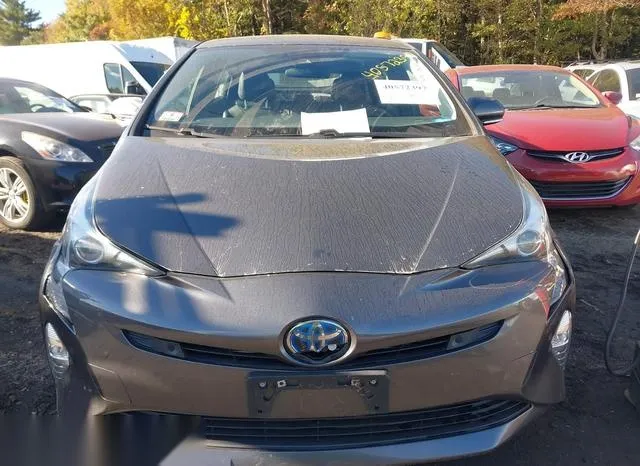 JTDKARFU7J3551322 2018 2018 Toyota Prius- Three Touring 6