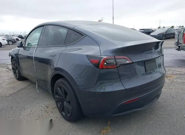 7SAYGAEE7PF857018 2023 2023 Tesla Model Y 3