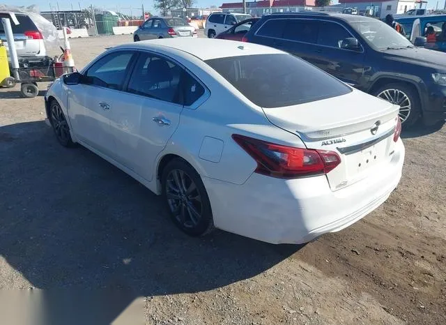 1N4AL3AP3JC210655 2018 2018 Nissan Altima- 2-5 SR 3