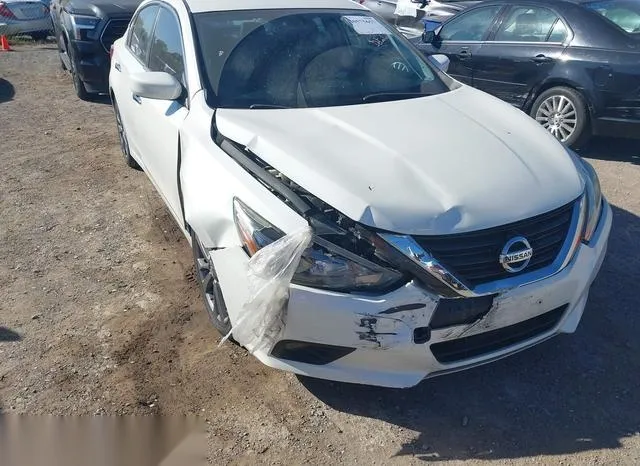 1N4AL3AP3JC210655 2018 2018 Nissan Altima- 2-5 SR 6