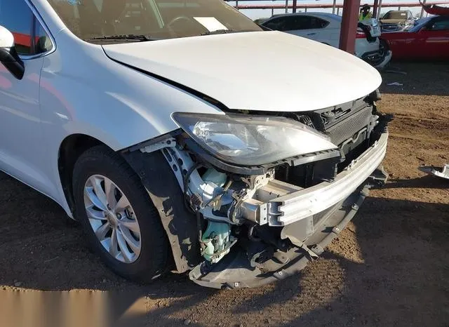 2C4RC1CG0JR131854 2018 2018 Chrysler Pacifica- LX 6