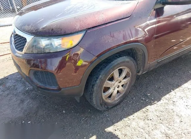 5XYKT3A14DG354452 2013 2013 KIA Sorento- LX 6