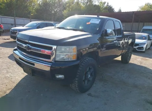 1GCRCSE09BZ146964 2011 2011 Chevrolet Silverado 1500- LT 2