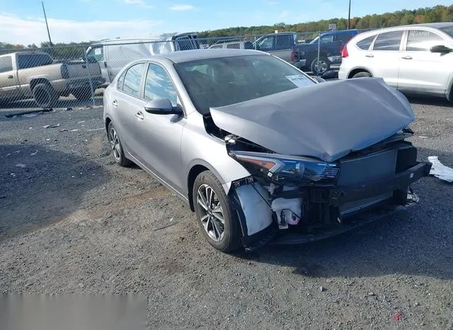 3KPF24AD2PE687478 2023 2023 KIA Forte- Lxs 1