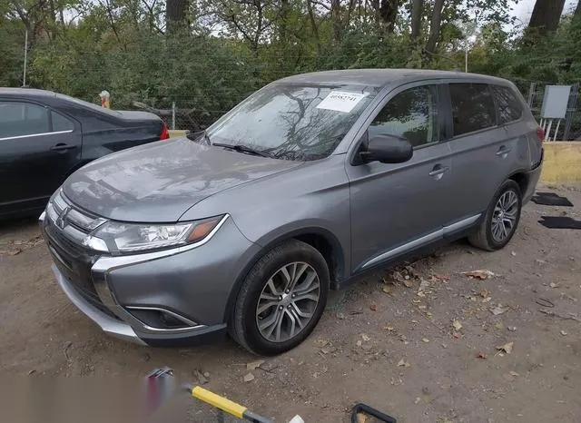 JA4AD2A33HZ017857 2017 2017 Mitsubishi Outlander- ES 2