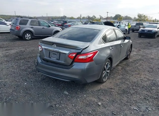 1N4AL3AP1GC139769 2016 2016 Nissan Altima- 2-5 SR 4