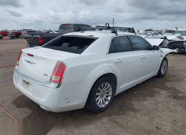 2C3CCAAG7DH589351 2013 2013 Chrysler 300- Motown 4