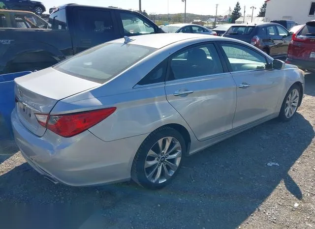 5NPEC4ACXBH056529 2011 2011 Hyundai Sonata- SE 4