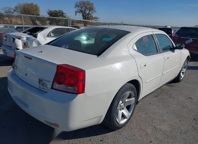 2B3AA4CV2AH237913 2010 2010 Dodge Charger 4