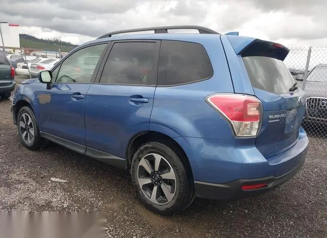 JF2SJAGC0JH578552 2018 2018 Subaru Forester- 2-5I Premium 3