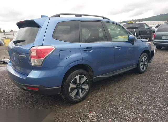 JF2SJAGC0JH578552 2018 2018 Subaru Forester- 2-5I Premium 4