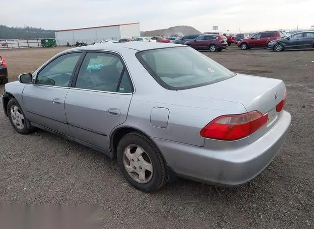 1HGCG5541XA018188 1999 1999 Honda Accord- LX 3