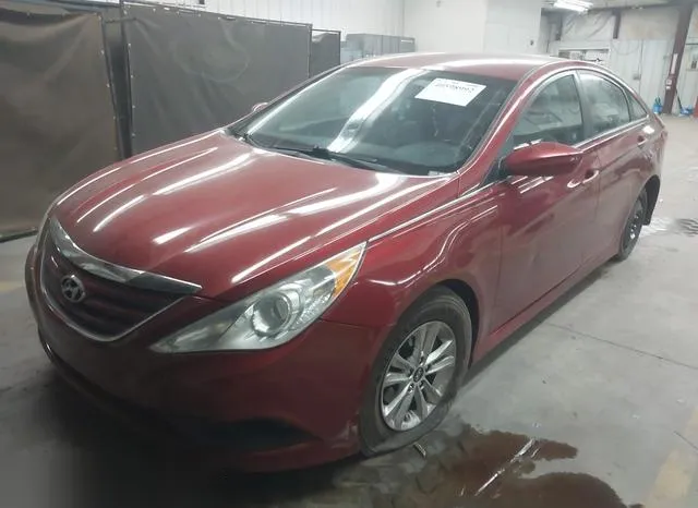 5NPEB4AC4EH933720 2014 2014 Hyundai Sonata- Gls 2