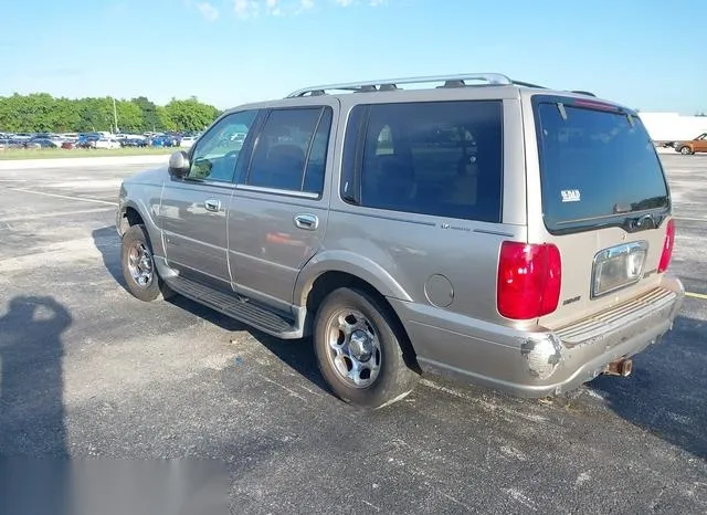 5LMPU28A0YLJ14708 2000 2000 Lincoln Navigator 3