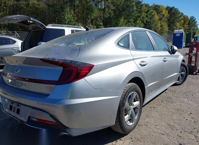 5NPEG4JA4NH147335 2022 2022 Hyundai Sonata- SE 4