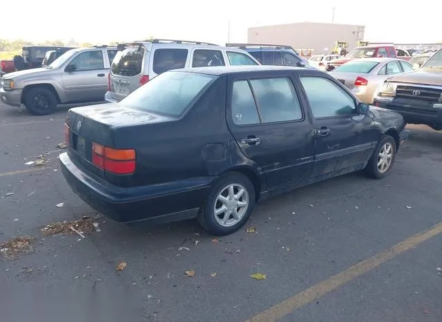 3VWXB81H8VM134168 1997 1997 Volkswagen Jetta- Jazz 4