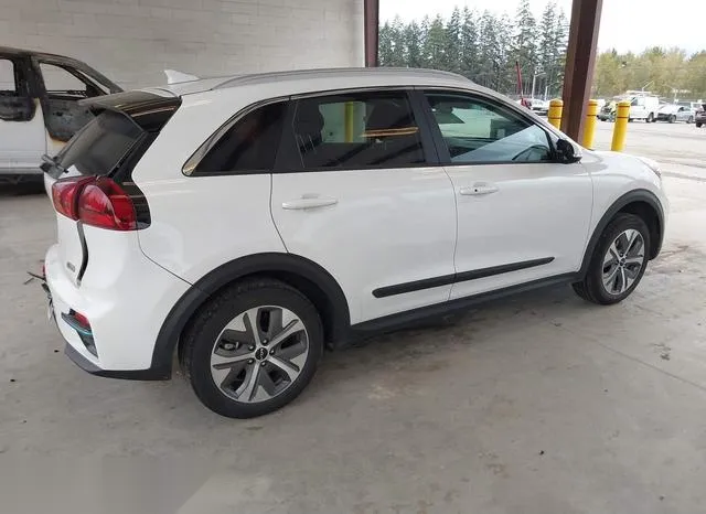 KNDCC3LG0N5158959 2022 2022 KIA Niro- S 4