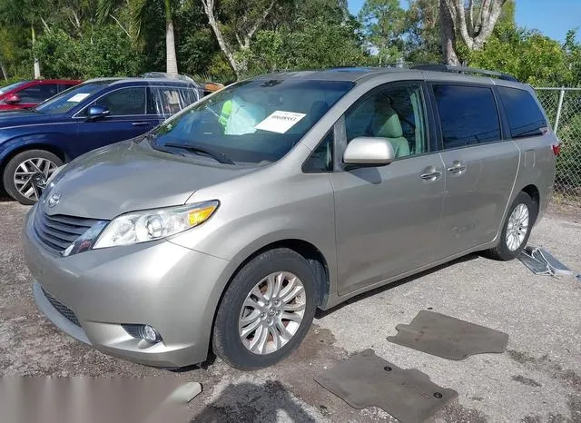 5TDYZ3DC4HS832531 2017 2017 Toyota Sienna- Xle 8 Passenger 2