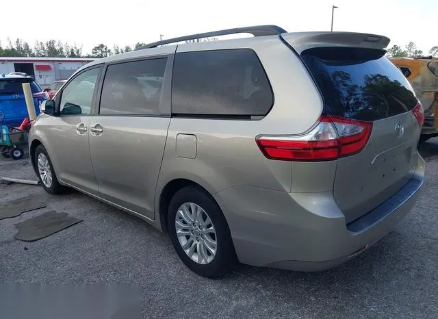 5TDYZ3DC4HS832531 2017 2017 Toyota Sienna- Xle 8 Passenger 3