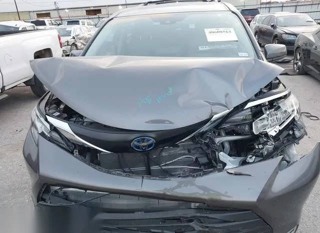 5TDYRKEC3NS132665 2022 2022 Toyota Sienna- Xle 10